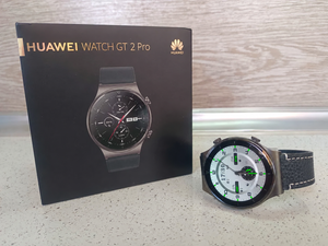 Huawei Watch GT2 Pro image 1 blur bg