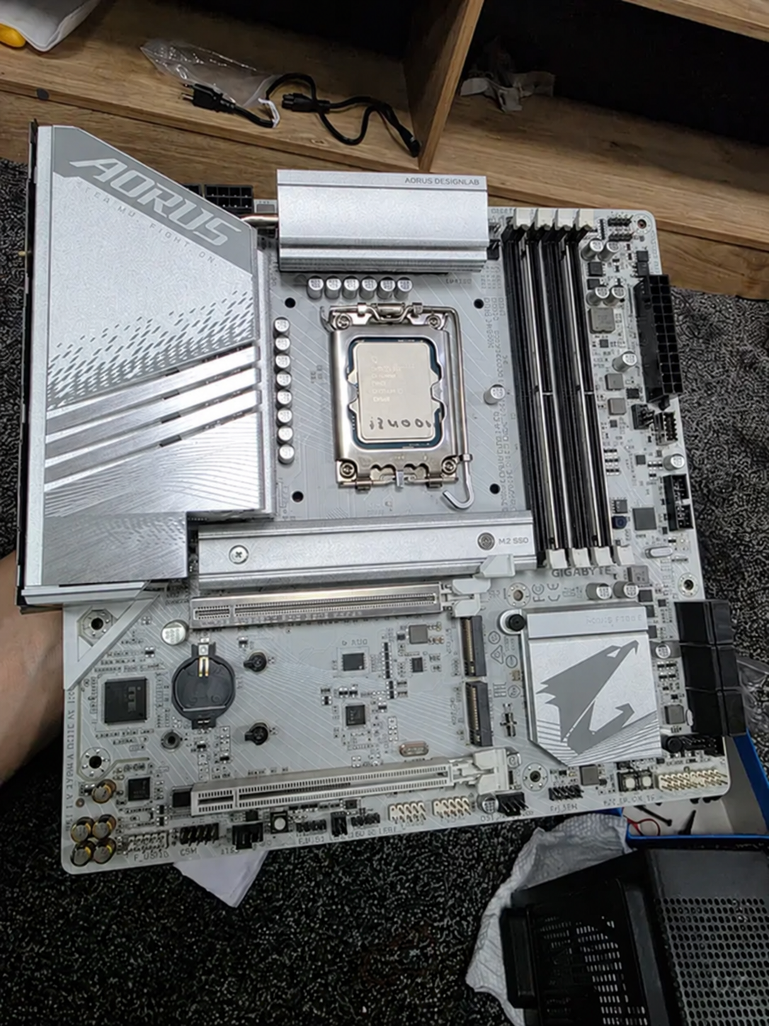 Материнская плата Gigabyte Z790 Aorus + Intel Core i5-12400F 2 Материнская плата Gigabyte Z790 Aorus + Intel Core i5-12400F image 2