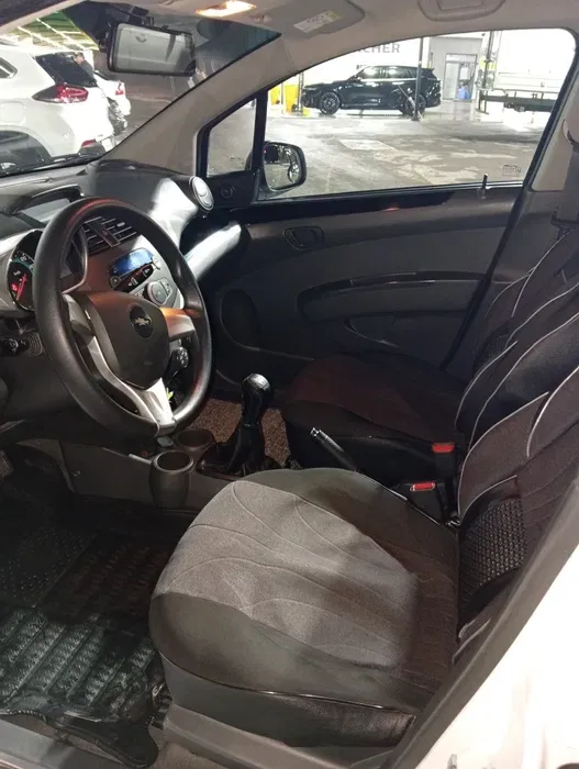 Chevrolet Spark image 3