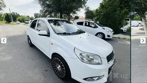 Chevrolet Nexia 3 image 1 blur bg