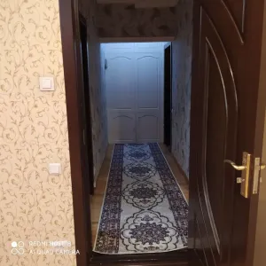 Комната с хозяином image 2 blur bg