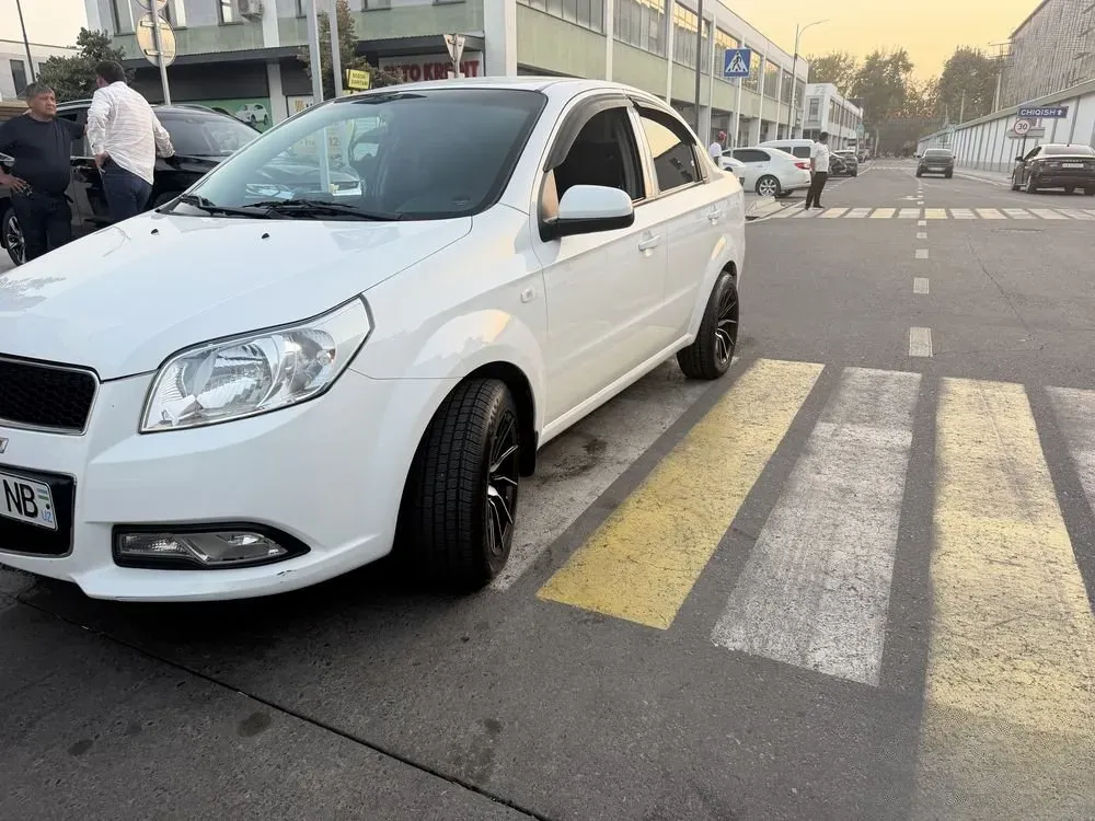 Chevrolet Nexia 3 image 0