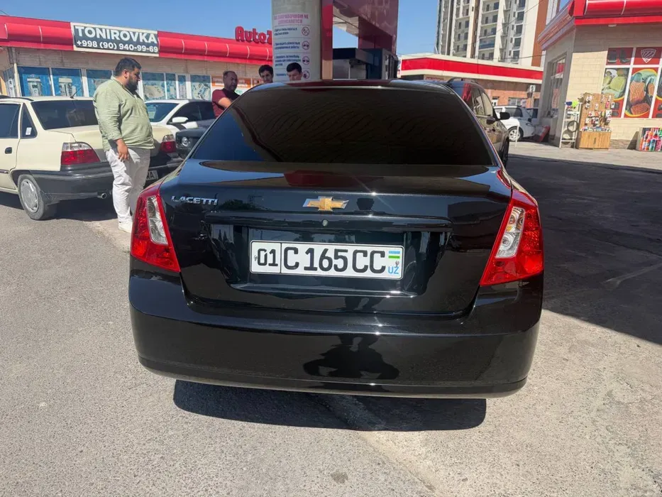 Chevrolet Gentra 2023 used image 2