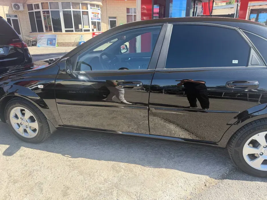 Chevrolet Gentra 2023 used image 4