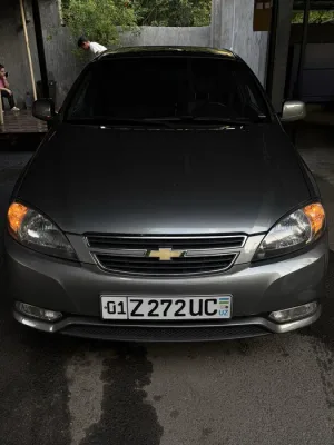 Chevrolet Gentra 2016 used image 1 blur bg