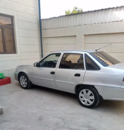 Chevrolet Nexia 2 image 0