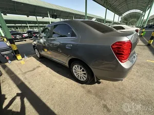 Chevrolet Cobalt image 5 blur bg