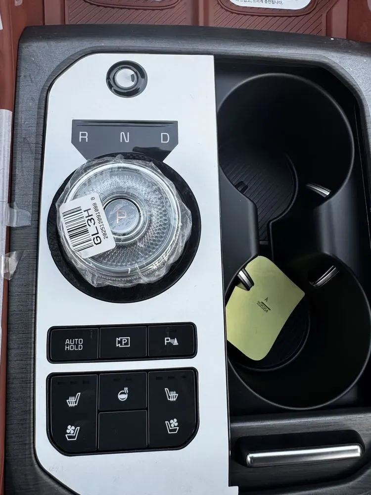 Kia K8 image 6
