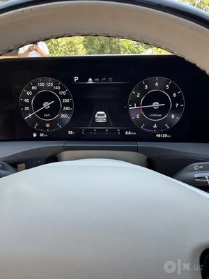 Kia K8 image 3 blur bg