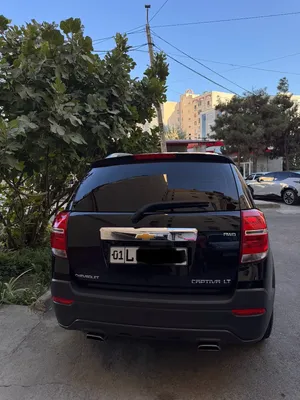 Chevrolet Captiva image 2 blur bg