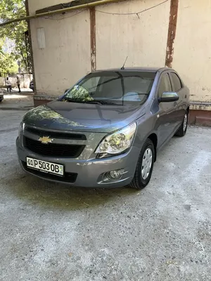 Chevrolet Cobalt image 1 blur bg