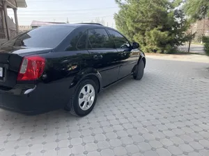 Chevrolet Gentra 2020 used image 1 blur bg
