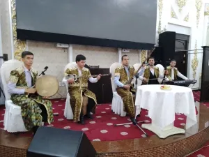 Orkestr jonli sastab karnay surnay image 2 blur bg