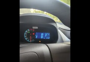 Chevrolet Cobalt image 5 blur bg