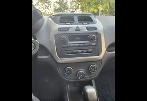 Chevrolet Cobalt image 6 blur bg