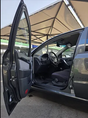 Chevrolet Nexia 3 image 5 blur bg