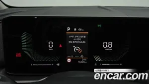 Kia Sportage image 10 blur bg