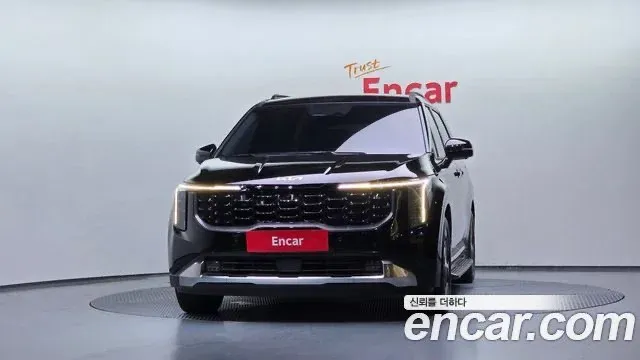 Kia Carnival image 0