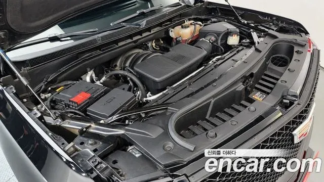 Cadillac Escalade image 8