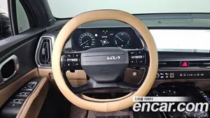 Kia Sorento image 5 blur bg