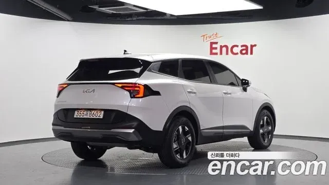 Kia Sportage image 2