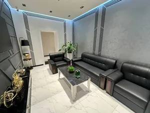 Офис image 3 blur bg