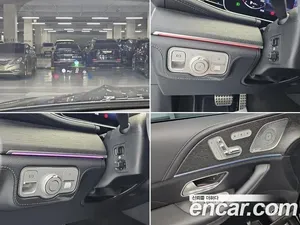 Mercedes-Benz GLS image 9 blur bg