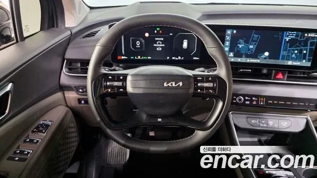 Kia Carnival image 11