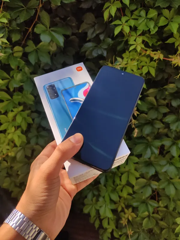 Redmi Note 11S blur bg