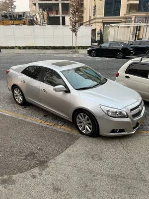 Chevrolet Malibu image 0 blur bg