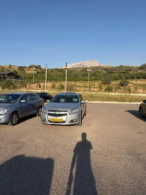 Chevrolet Malibu image 3 blur bg