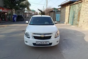 Chevrolet Cobalt image 0 blur bg