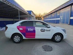 Chevrolet Cobalt image 1 blur bg