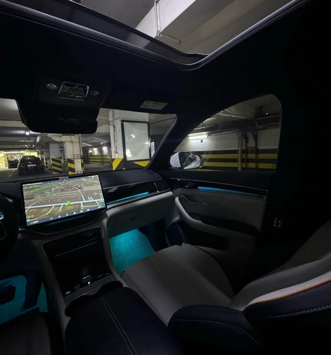 BYD Song Plus EV image 2
