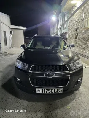Chevrolet Captiva image 0 blur bg